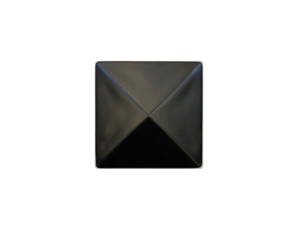 Afdekkap Piramide Zwart voor Paal 12×12
