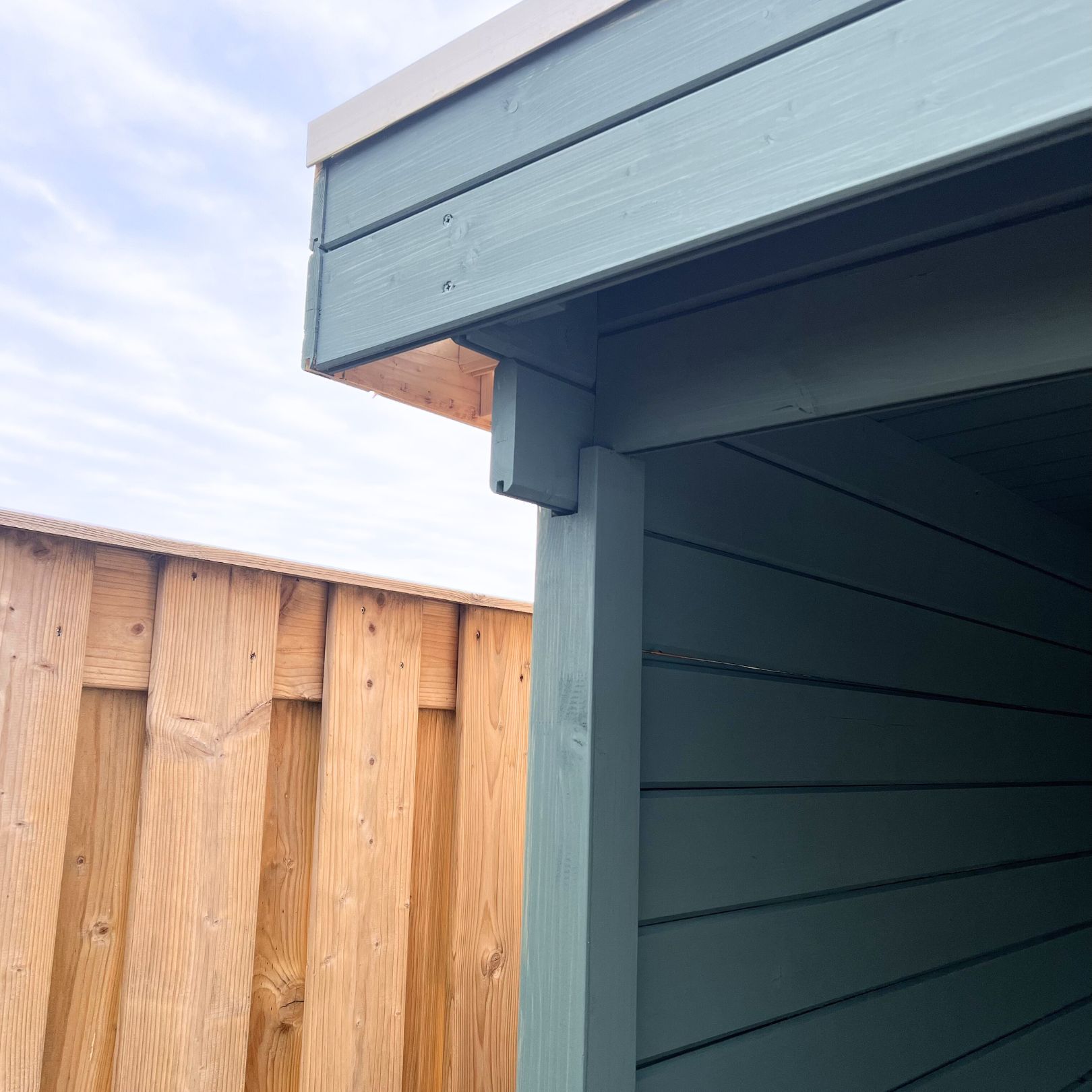 EXTRA IN PRIJS VERLAAGD showmodel blokhut Brenda 6 blok hut brenda met aluminium daktrim en dakleer