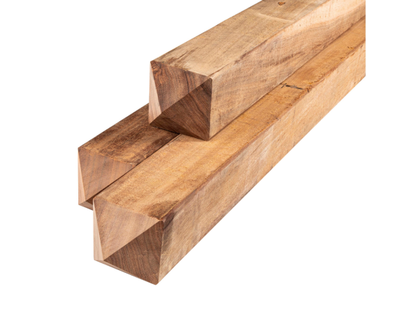 Paal-hardhout-met-diamantkop-11-5x11-5cm-300cm-lang.png